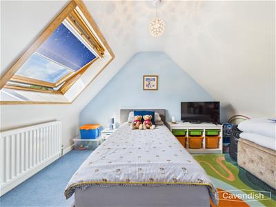 BEDROOM 4